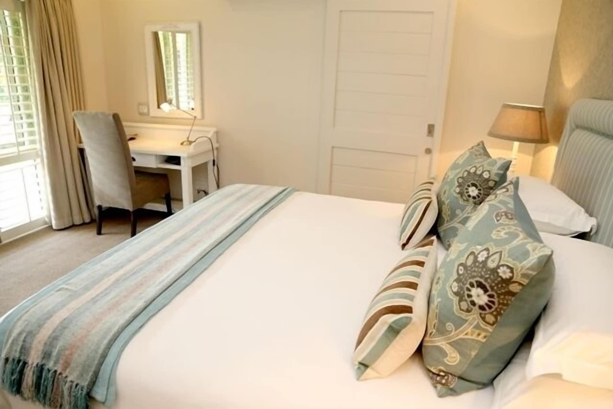 Kingsmead Guest House Хараре Екстериор снимка