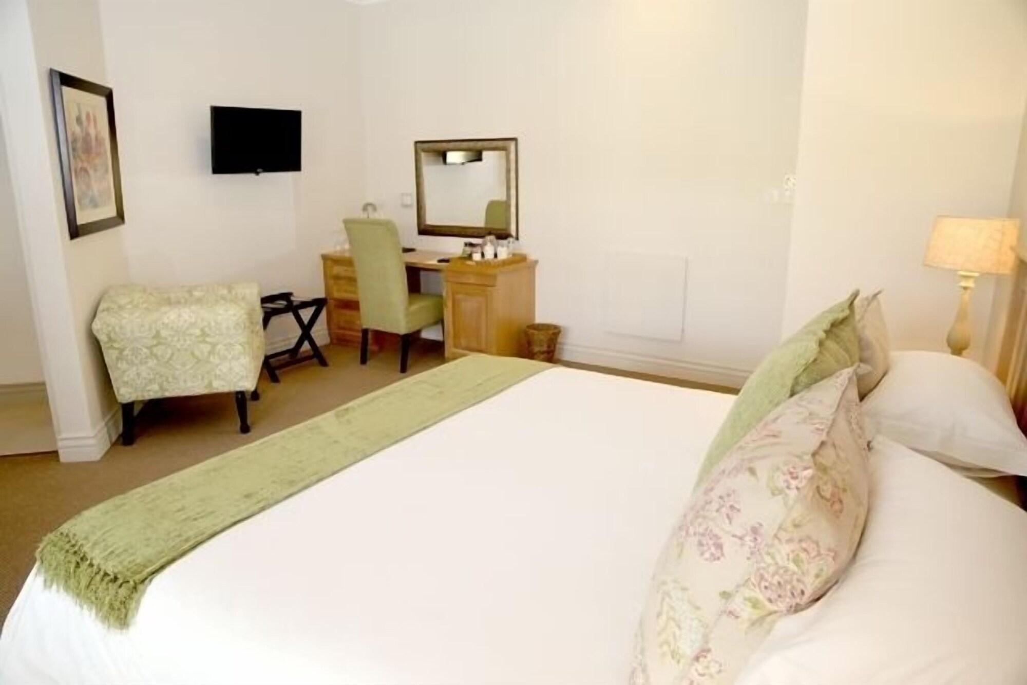 Kingsmead Guest House Хараре Екстериор снимка