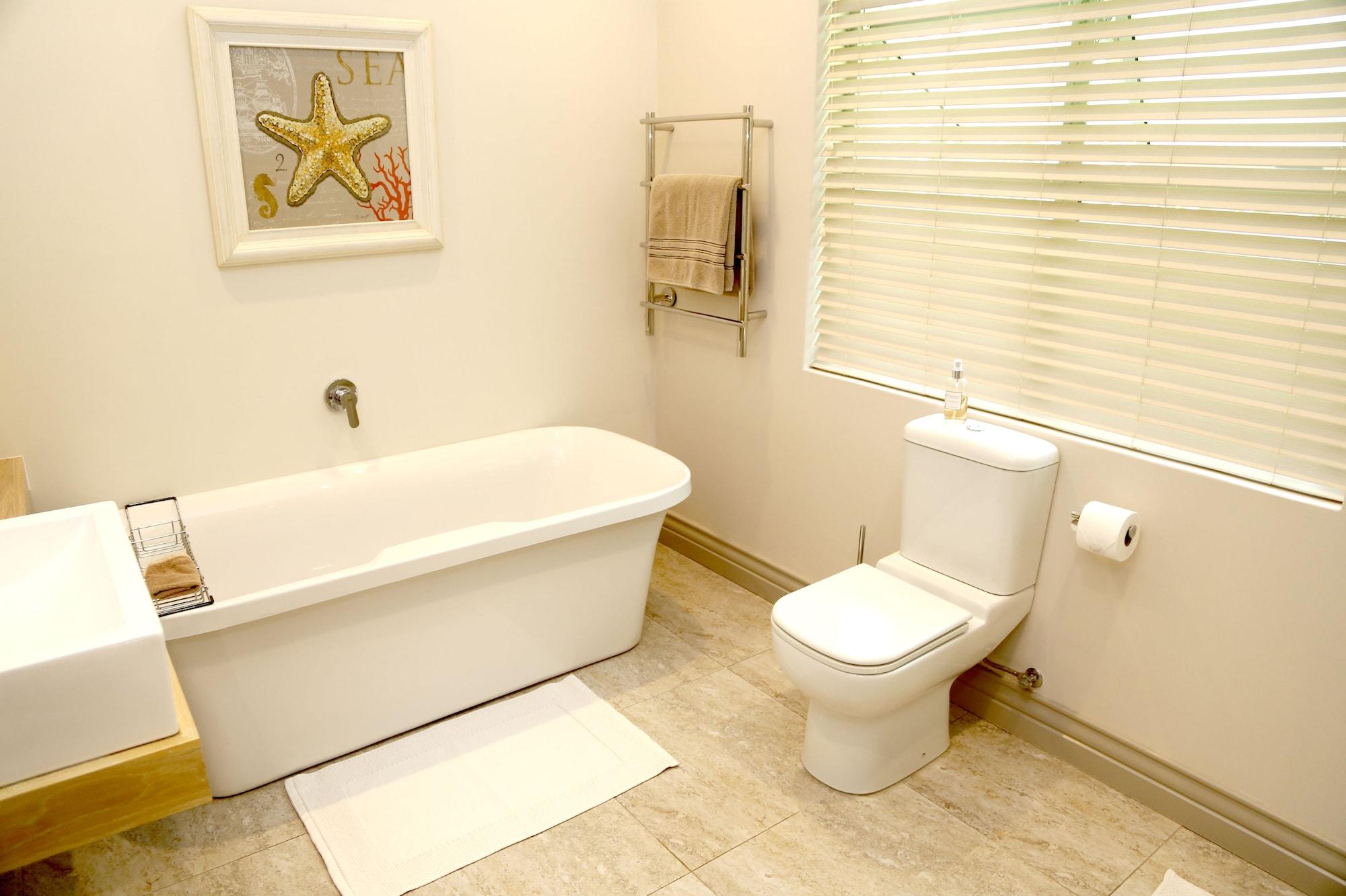 Kingsmead Guest House Хараре Екстериор снимка