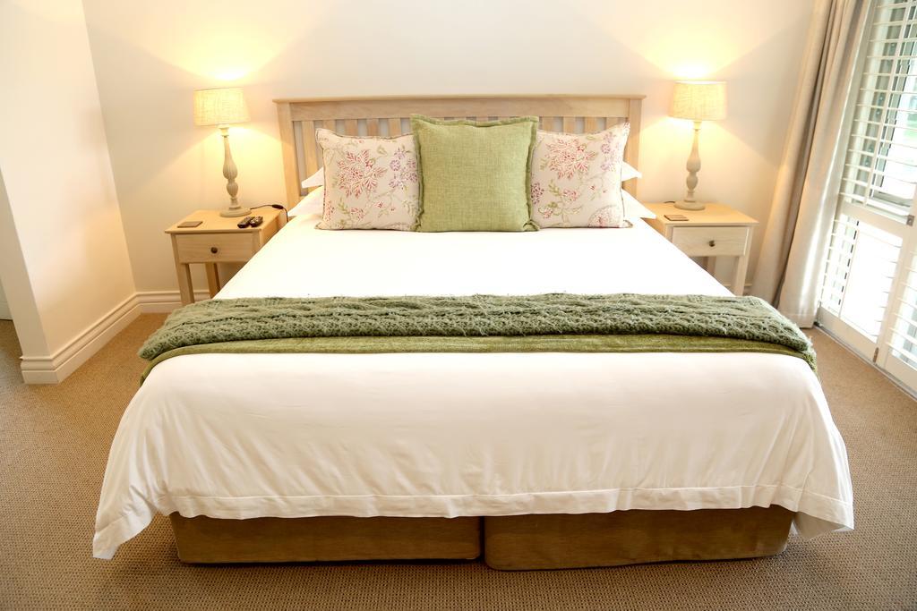 Kingsmead Guest House Хараре Екстериор снимка