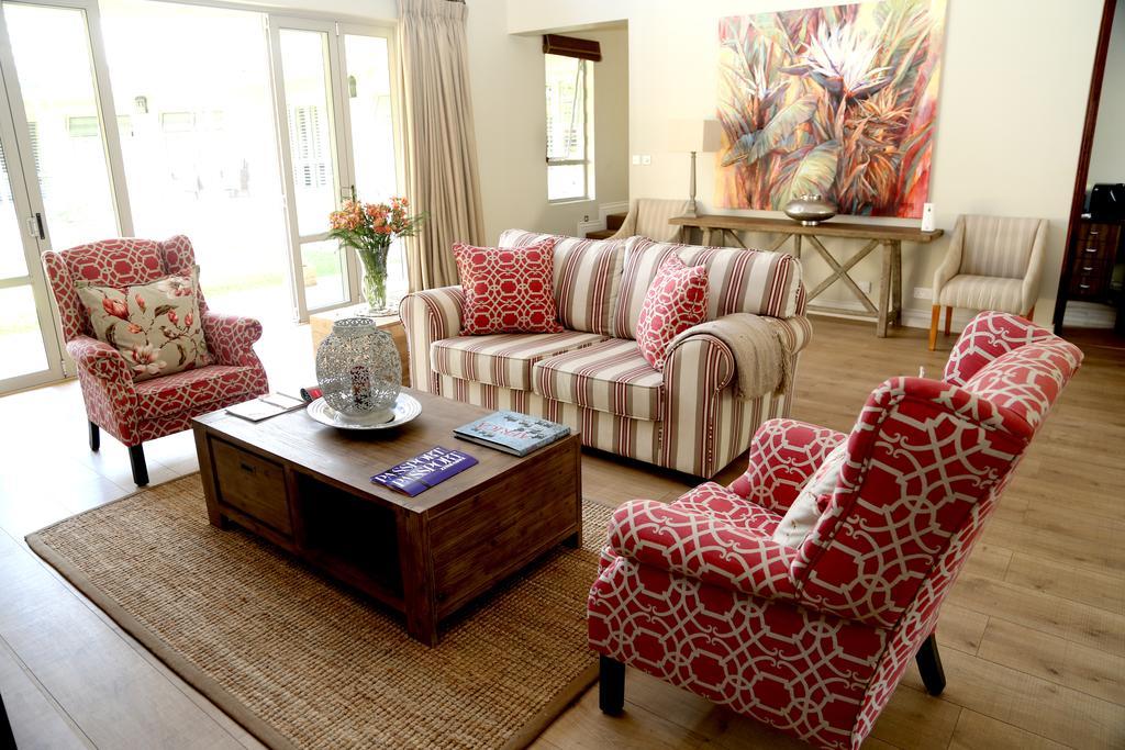 Kingsmead Guest House Хараре Екстериор снимка
