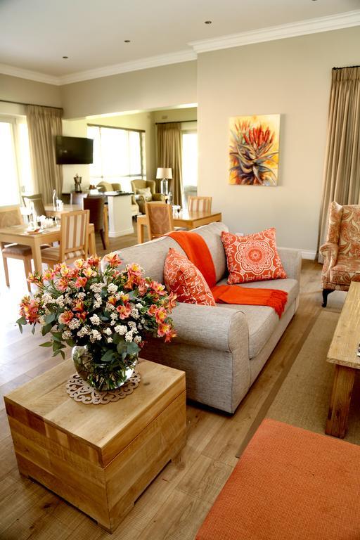 Kingsmead Guest House Хараре Екстериор снимка